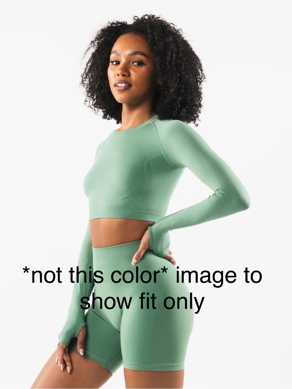 Alphalete Performance Seamless Long-Sleeve Crop Top in Navy Blue
